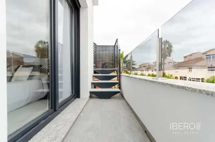 Prodej vily, Torrevieja, Španělsko, 95 m2