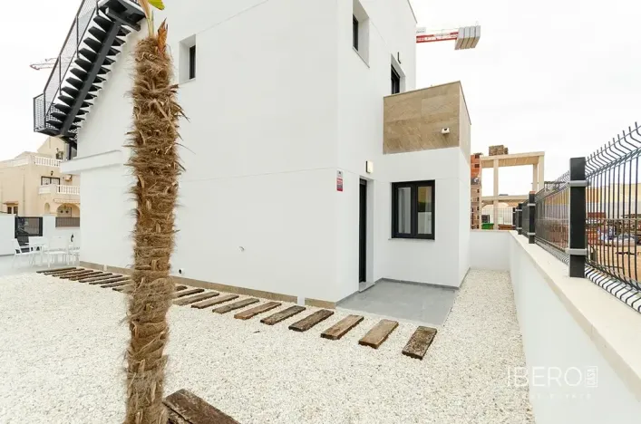 Prodej vily, Torrevieja, Španělsko, 95 m2
