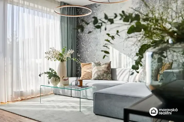 Pronájem bytu 2+kk, Oslavany, náměstí 13. prosince, 50 m2