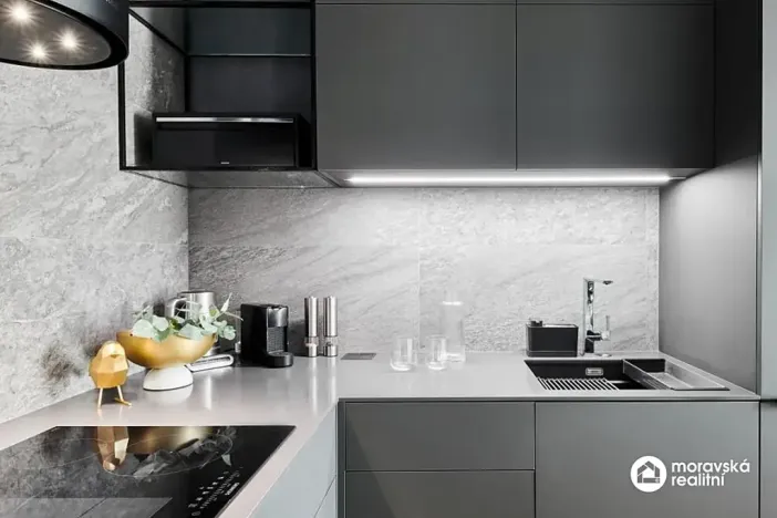 Pronájem bytu 2+kk, Oslavany, náměstí 13. prosince, 50 m2