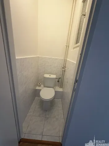 Pronájem bytu 2+1, Praha - Malá Strana, Šeříková, 50 m2