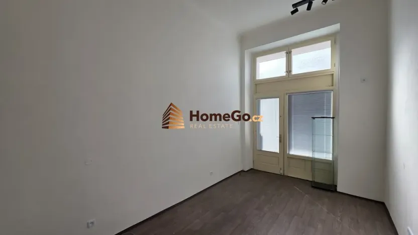 Pronájem obchodního prostoru, Praha - Vršovice, Žitomírská, 33 m2