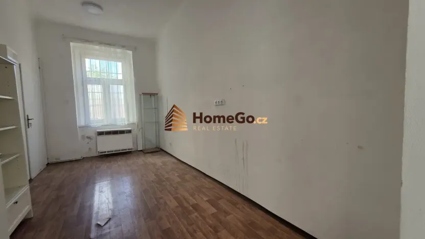Pronájem obchodního prostoru, Praha - Vršovice, Žitomírská, 33 m2
