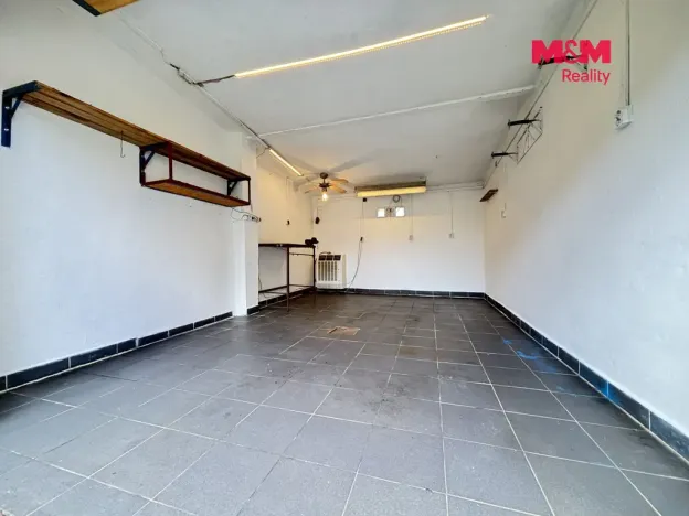 Prodej garáže, Jihlava, Evžena Rošického, 21 m2