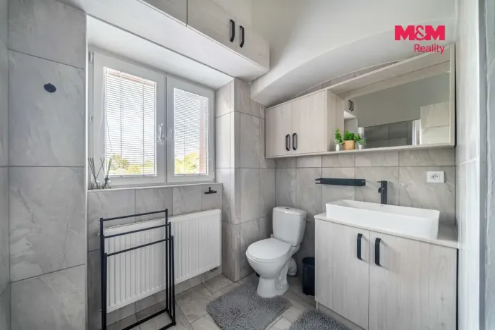 Prodej bytu 4+kk, Lochovice, 64 m2