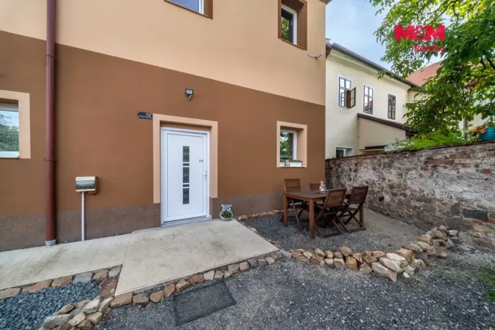Prodej bytu 4+kk, Lochovice, 64 m2
