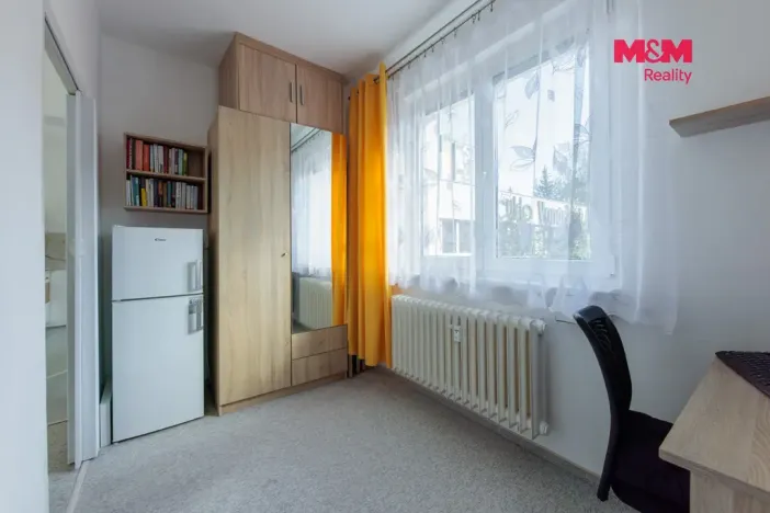 Prodej bytu 3+1, Karlovy Vary, Šumavská, 64 m2
