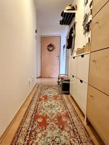 Pronájem bytu 2+kk, Praha - Vinohrady, Velehradská, 48 m2