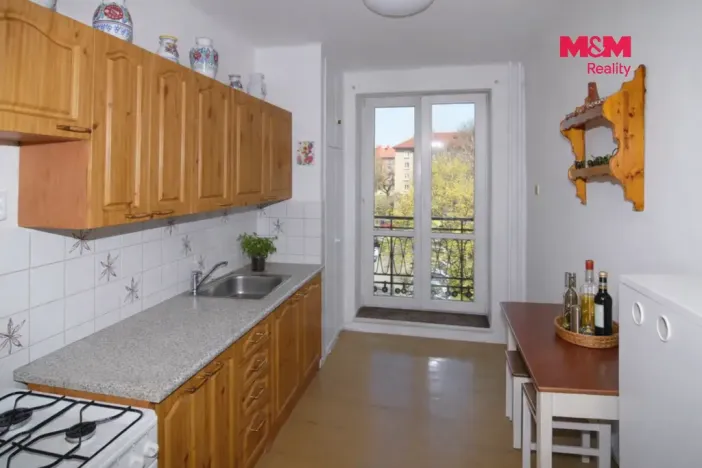 Prodej bytu 4+1, Ostrava, Komenského, 88 m2
