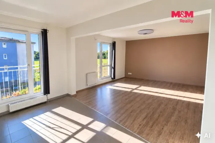 Pronájem bytu 1+kk, Praha - Horní Počernice, Markupova, 38 m2