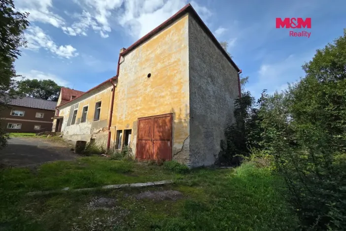 Prodej rodinného domu, Chlum Svaté Maří, Školní, 420 m2
