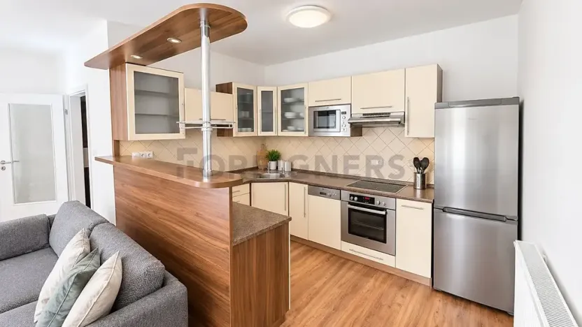 Pronájem bytu 2+kk, Plzeň, Veverkova, 66 m2