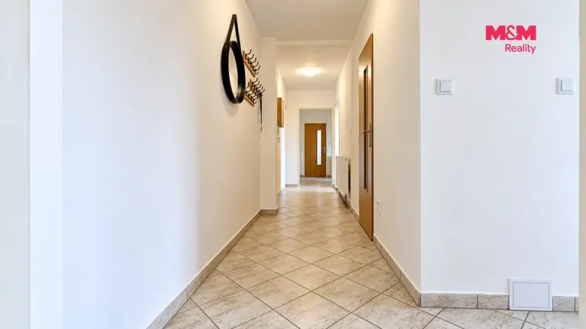 Pronájem bytu 3+1, Milovice - Mladá, Spojovací, 70 m2