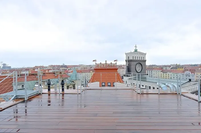 Pronájem bytu 2+kk, Praha - Vinohrady, náměstí Jiřího z Poděbrad, 60 m2