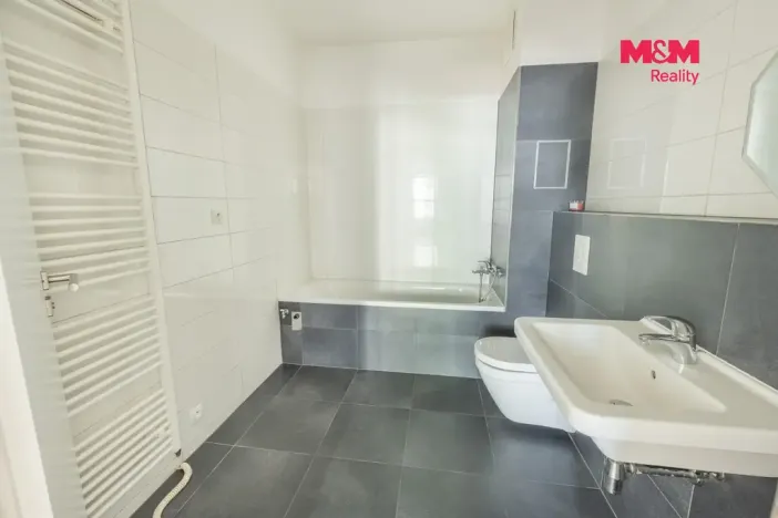 Prodej bytu 2+kk, Praha - Vysočany, Sousedíkova, 59 m2