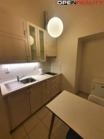 Pronájem bytu 1+1, Brno, Smetanova, 33 m2