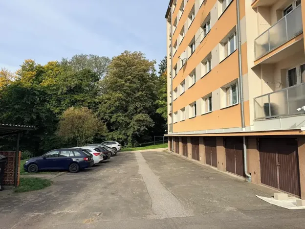 Prodej bytu 2+1, Liberec, Nad Školou, 57 m2