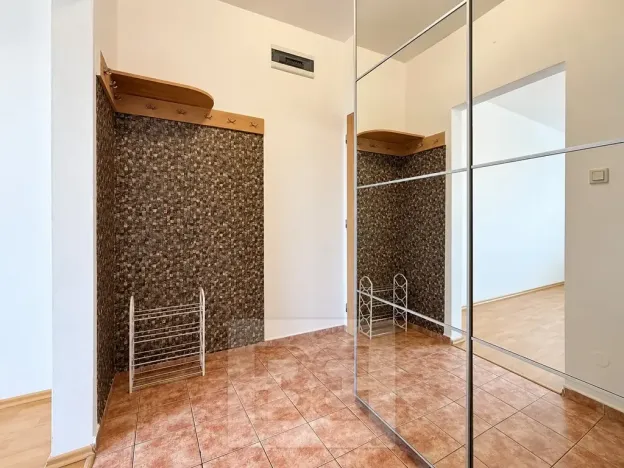 Pronájem bytu 1+kk, Brno, Hrázka, 39 m2