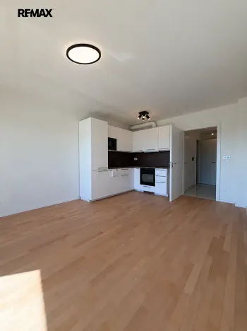 Pronájem bytu 1+kk, Praha - Hostivař, Pražská, 34 m2