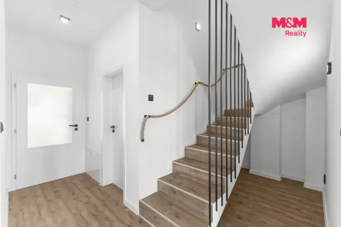 Prodej rodinného domu, Unhošť, 156 m2