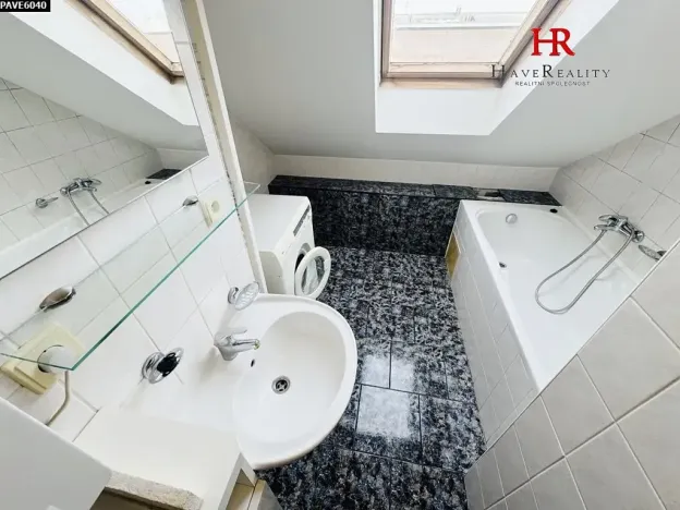 Pronájem bytu 2+kk, Benešov, Jiráskova, 65 m2