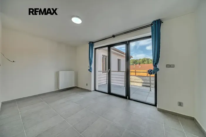 Pronájem bytu 1+kk, Velký Osek, Revoluční, 22 m2