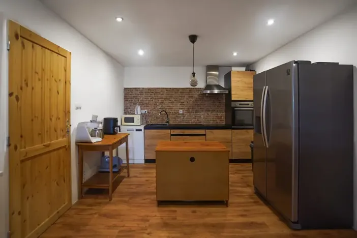 Prodej zemědělského objektu, Bžany, 1700 m2
