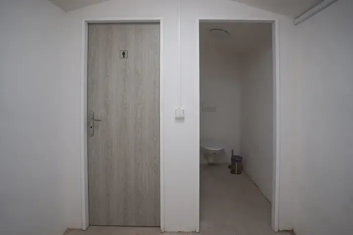 Prodej zemědělského objektu, Bžany, 1700 m2