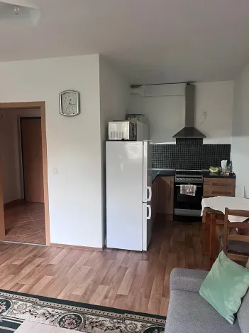 Pronájem bytu 2+kk, Praha, Komořanská, 39 m2