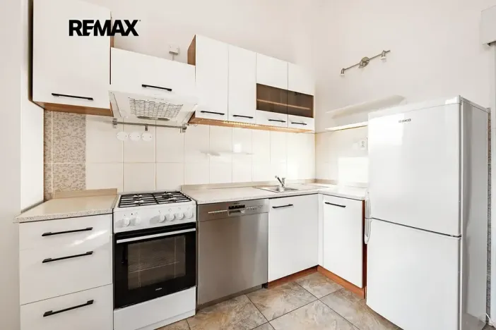 Pronájem bytu 2+1, Praha - Smíchov, Staropramenná, 49 m2