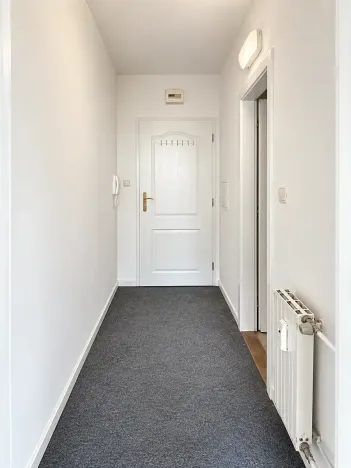 Prodej bytu 1+kk, Hluboká nad Vltavou, Masarykova, 21 m2