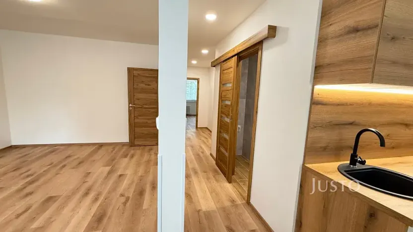Pronájem bytu 3+1, Teplice, Karla Čapka, 82 m2
