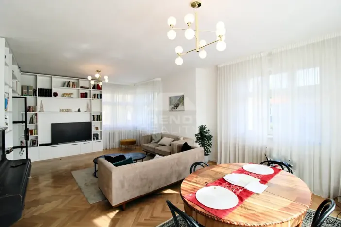 Prodej vily, Plzeň, Slovanské údolí, 306 m2