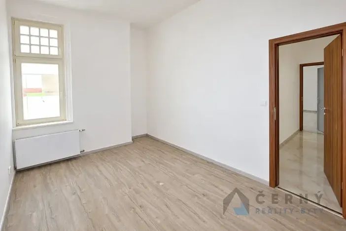 Pronájem bytu 2+1, Liberec, Liliová, 45 m2