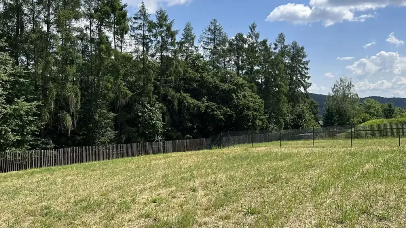Prodej pozemku pro bydlení, Medonosy, 2048 m2