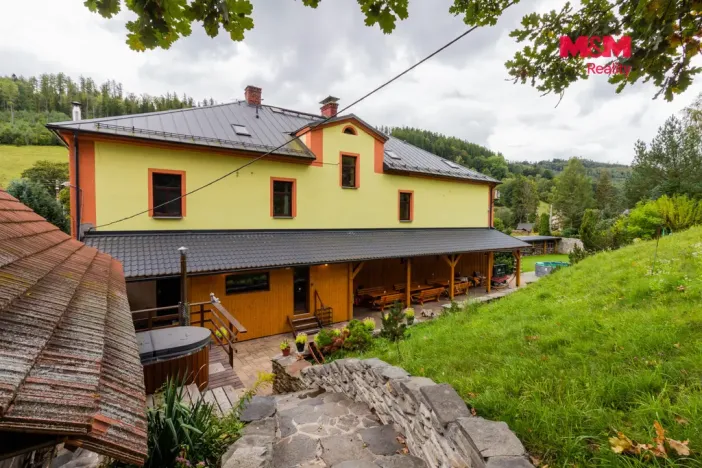 Prodej rodinného domu, Holčovice - Spálené, 550 m2