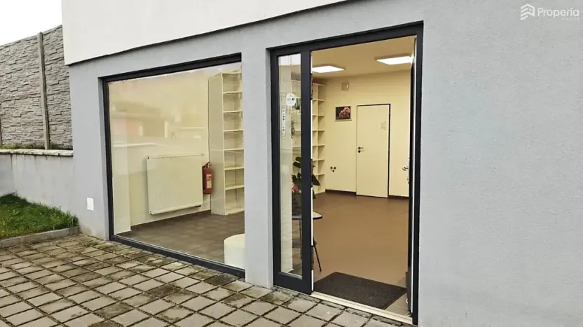 Pronájem obchodního prostoru, Ivančice, Boží Hora, 30 m2