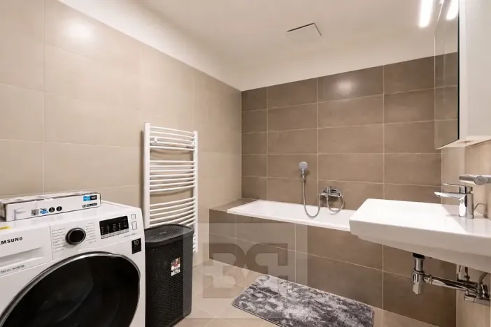 Pronájem bytu 2+kk, Praha - Libeň, Davídkova, 65 m2