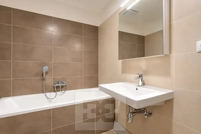 Pronájem bytu 2+kk, Praha - Libeň, Davídkova, 65 m2