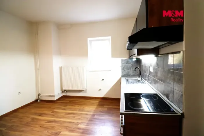 Pronájem bytu 1+1, Karlovy Vary - Rybáře, Sokolovská, 36 m2