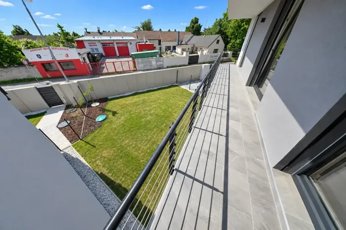 Prodej vícegeneračního domu, Šestajovice, Komenského, 275 m2