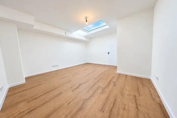 Prodej vícegeneračního domu, Šestajovice, Komenského, 275 m2