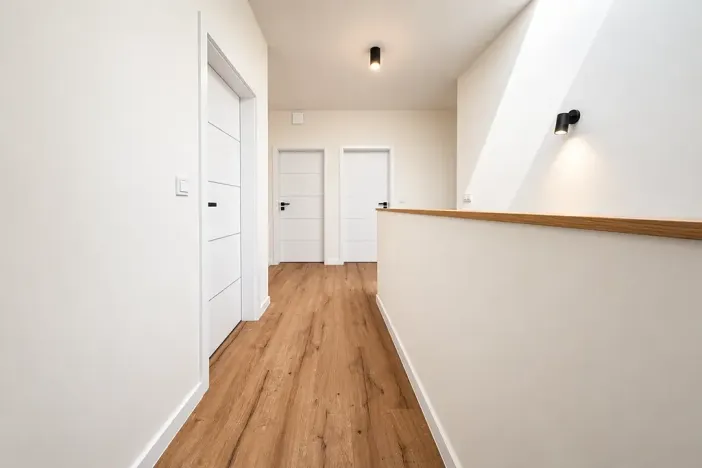 Prodej vícegeneračního domu, Šestajovice, Komenského, 275 m2