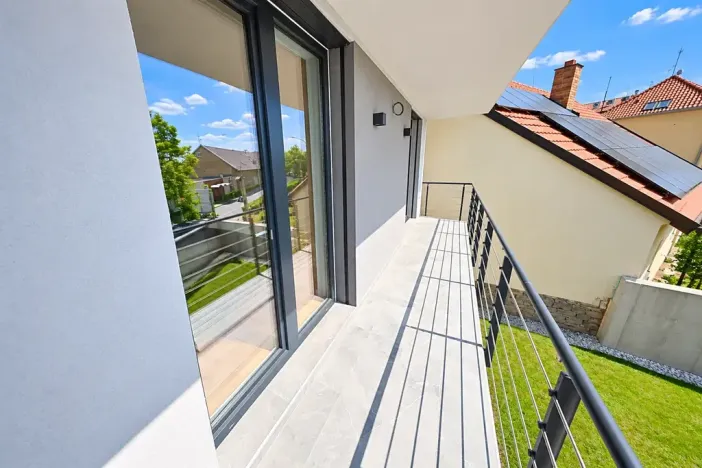 Prodej vícegeneračního domu, Šestajovice, Komenského, 275 m2