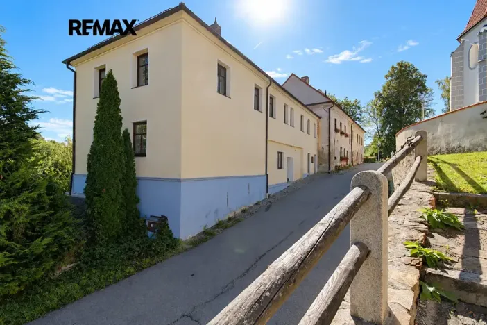 Prodej rodinného domu, Kájov, U Kostela, 200 m2