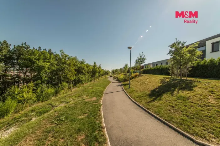 Prodej bytu 2+kk, Praha - Štěrboholy, Kryšpínova, 60 m2