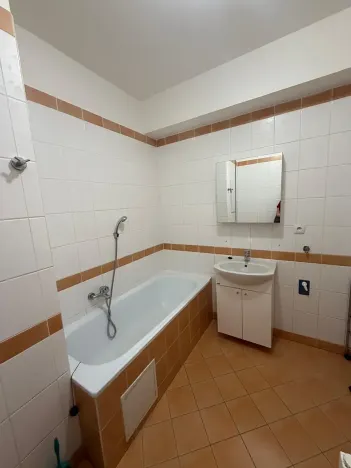 Pronájem bytu 1+kk, Liberec, Jeronýmova, 36 m2
