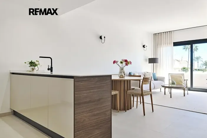 Prodej bytu 3+kk, Torrevieja, Španělsko, Calle Celindo, 97 m2