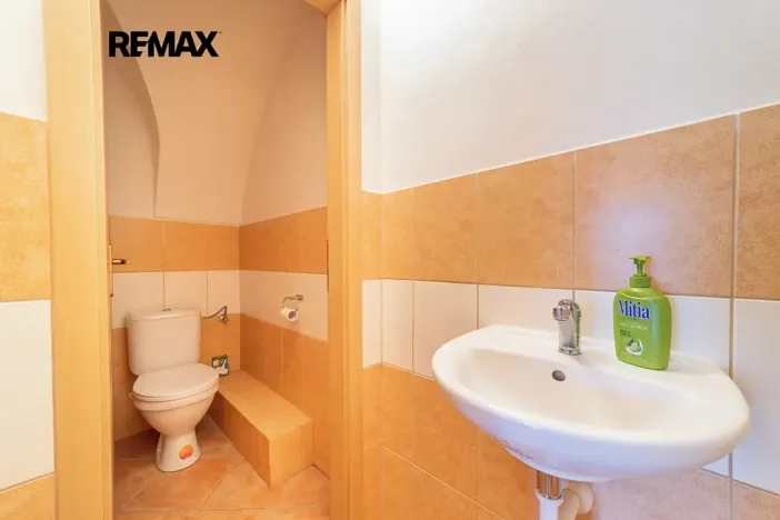 Prodej činžovního domu, Šumperk, nám. Míru, 220 m2
