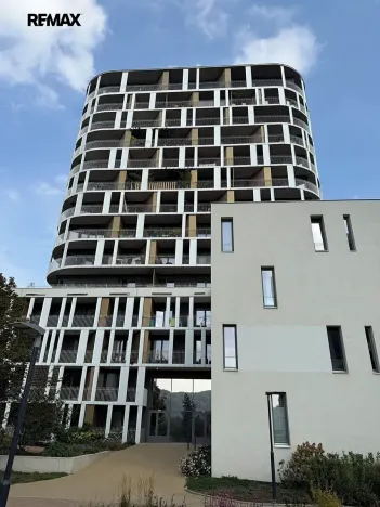Pronájem bytu 2+kk, Praha - Modřany, Mezi vodami, 64 m2
